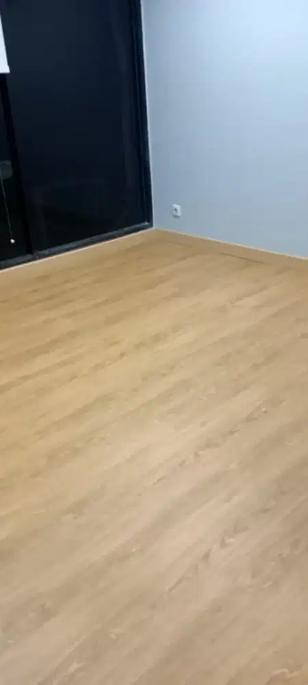 Jasa pasang lantay vinyl dan spc