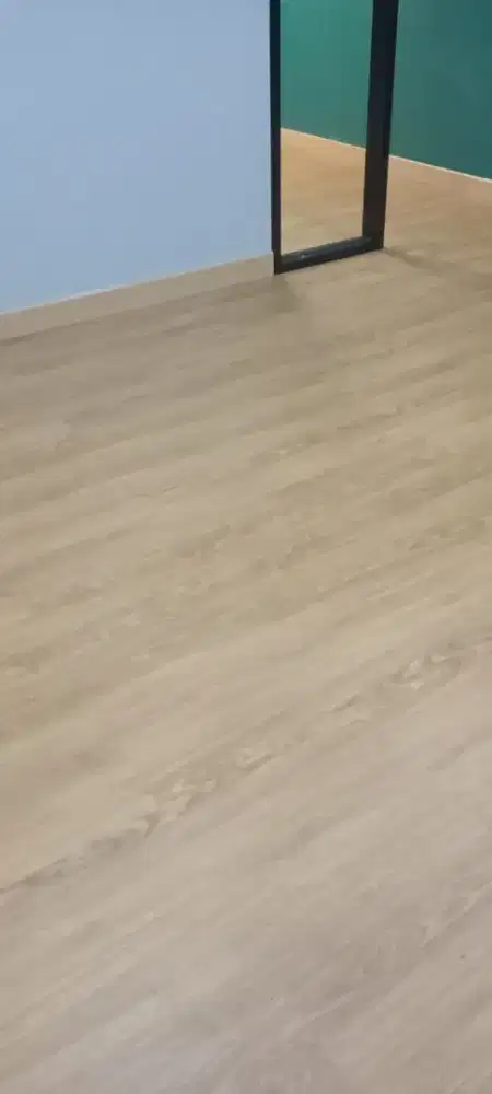 Jasa pasang lantay vinyl dan spc