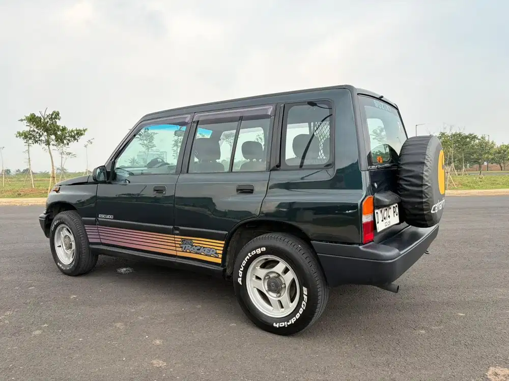 Suzuki Escudo 1996 Bensin