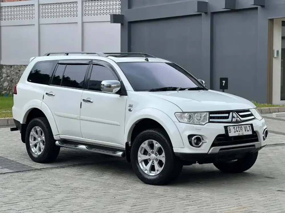 Mitsubishi Pajero Sport Dakar 2.5 VGT AT Diesel 2015 , Putih Sunroft