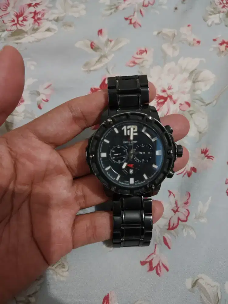 Jam Swiss Army Hitam Men