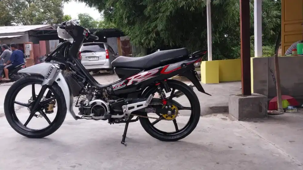 F1zr tahun 2004 lengkap