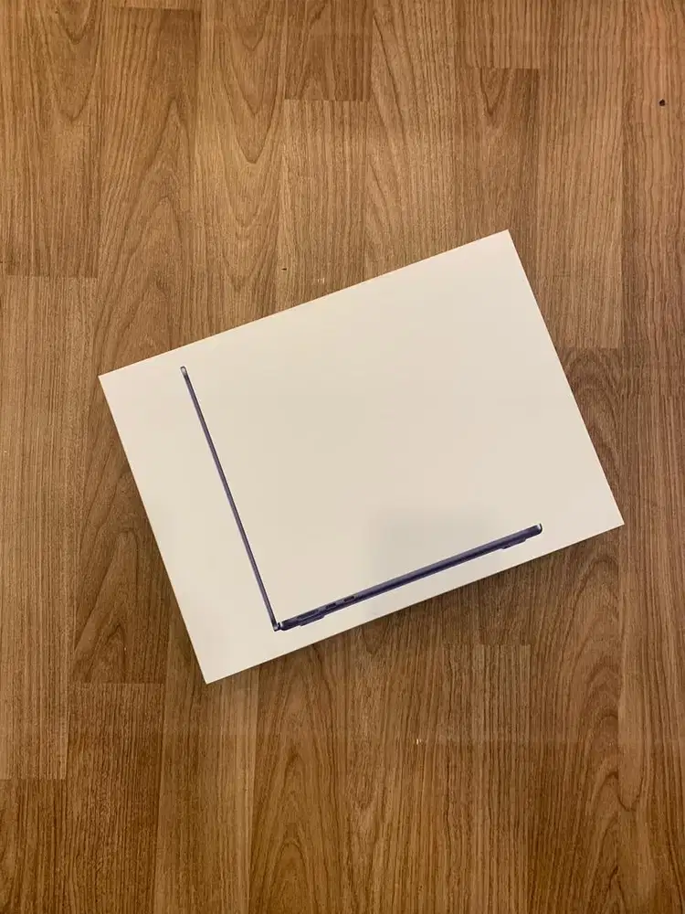 Macbook Air M2 13 16/256GB Ibox New