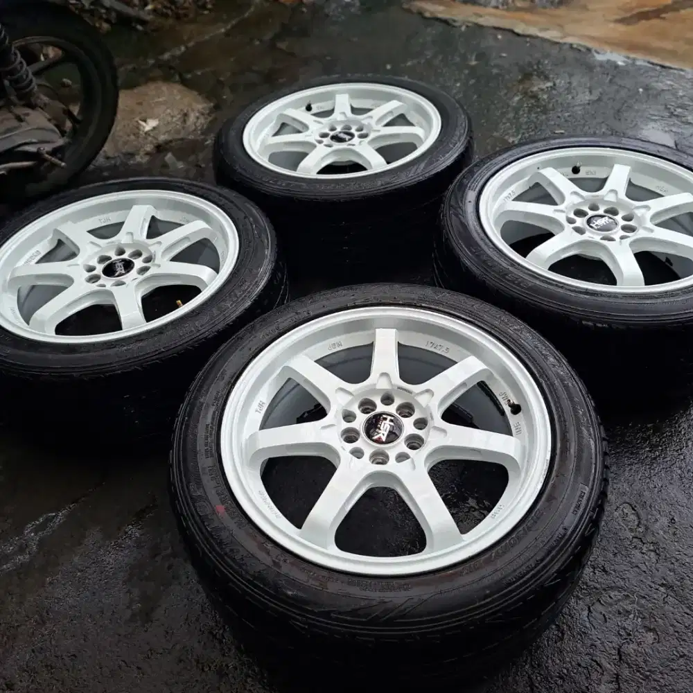 Velg hsr r17 innova rush terios camry teana juke sienta ertiga altis