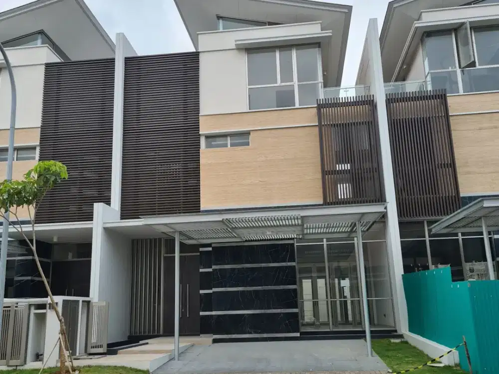 Rumah Mewah Golf Island Mozart 10X25 Edelweis Ada Lift Ready