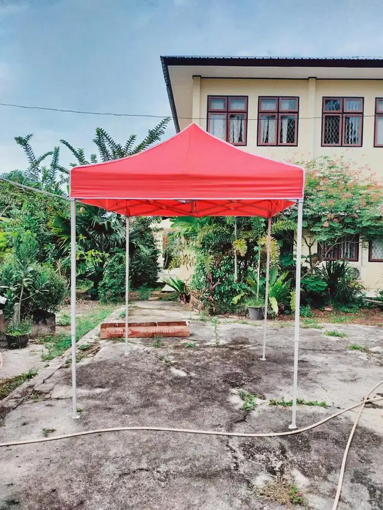 Tenda lipat 2x2 meter harga murah bagus .Ready stok Palembang.Bisa cod