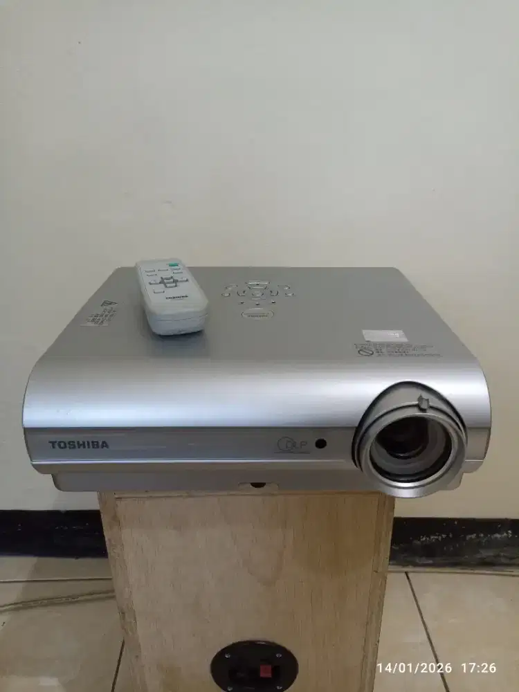 Proyektor Toshiba