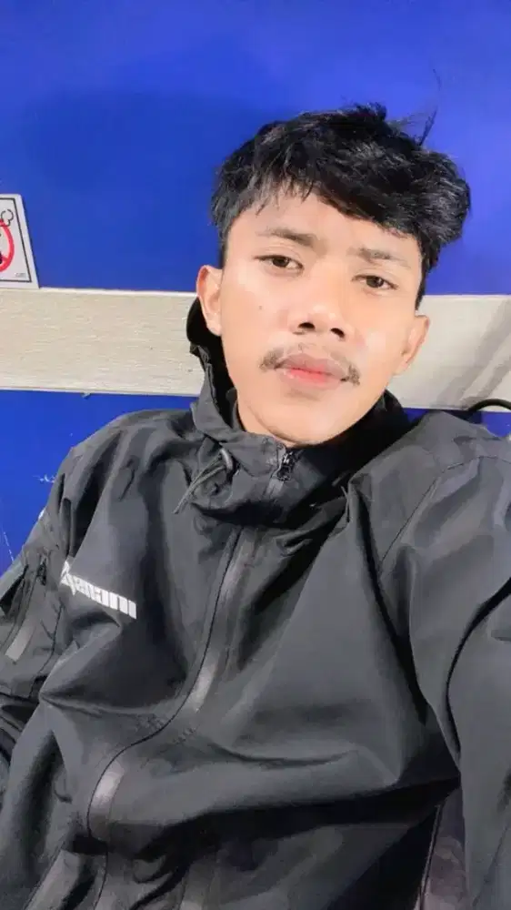 Cari pekerjaan apa aja