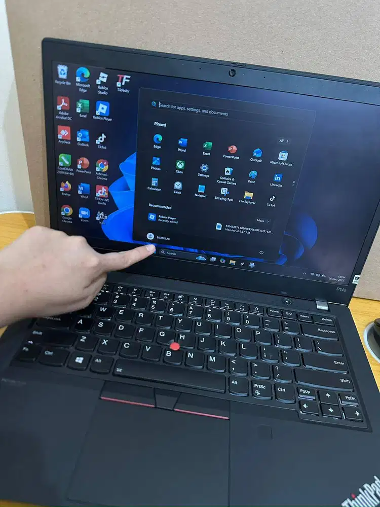 LENOVO THINKPAD P14S GEN 2 RYZEN 5 PRO 5650 RAM 16 GB