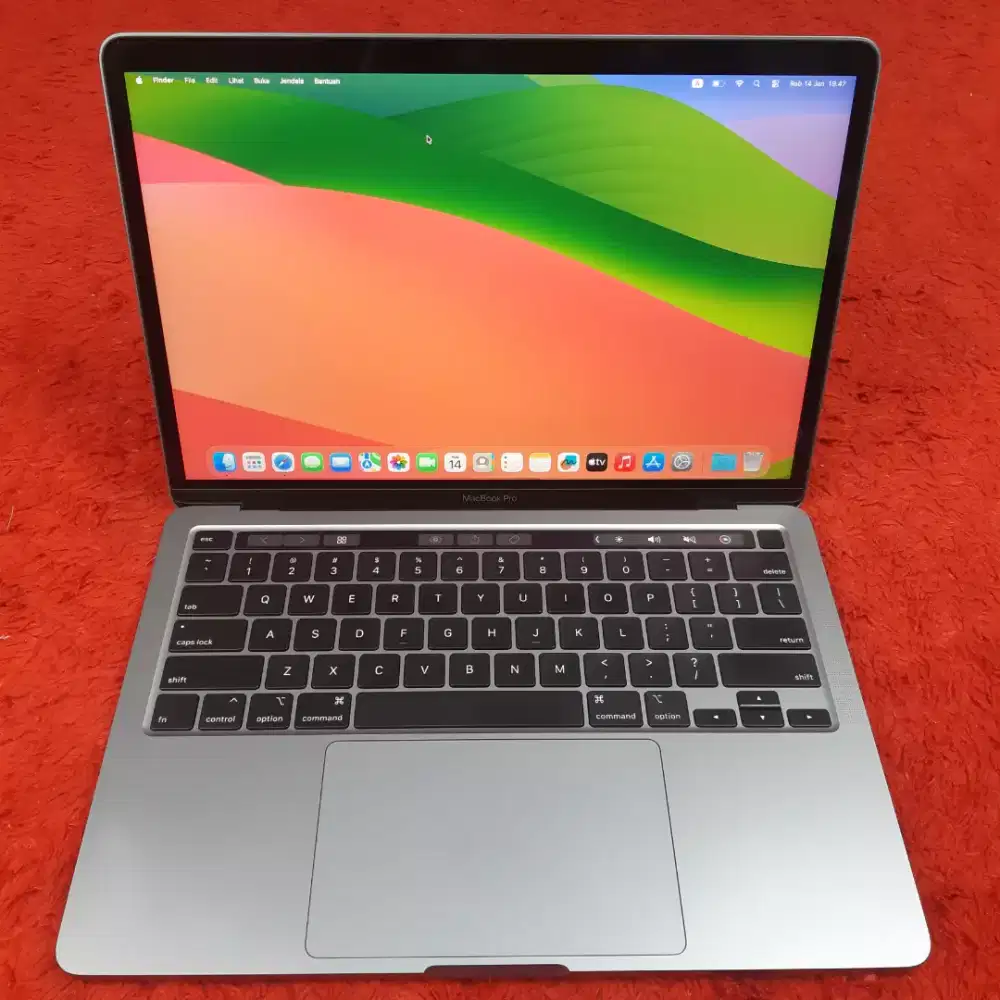 Macbook pro 2020 touchbar i5 ram 16gb ssd 512gb siap pakai bisa cod