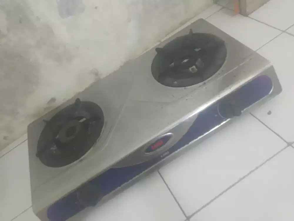 kompor gas sanex 2 tungku apa adanya..