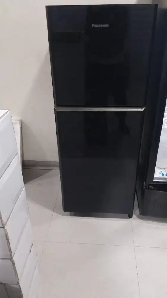 Kulkas Panasonic Bekas