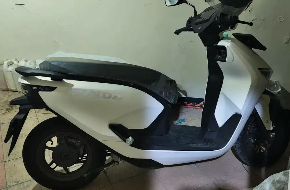 Motor listrik honda CUV e