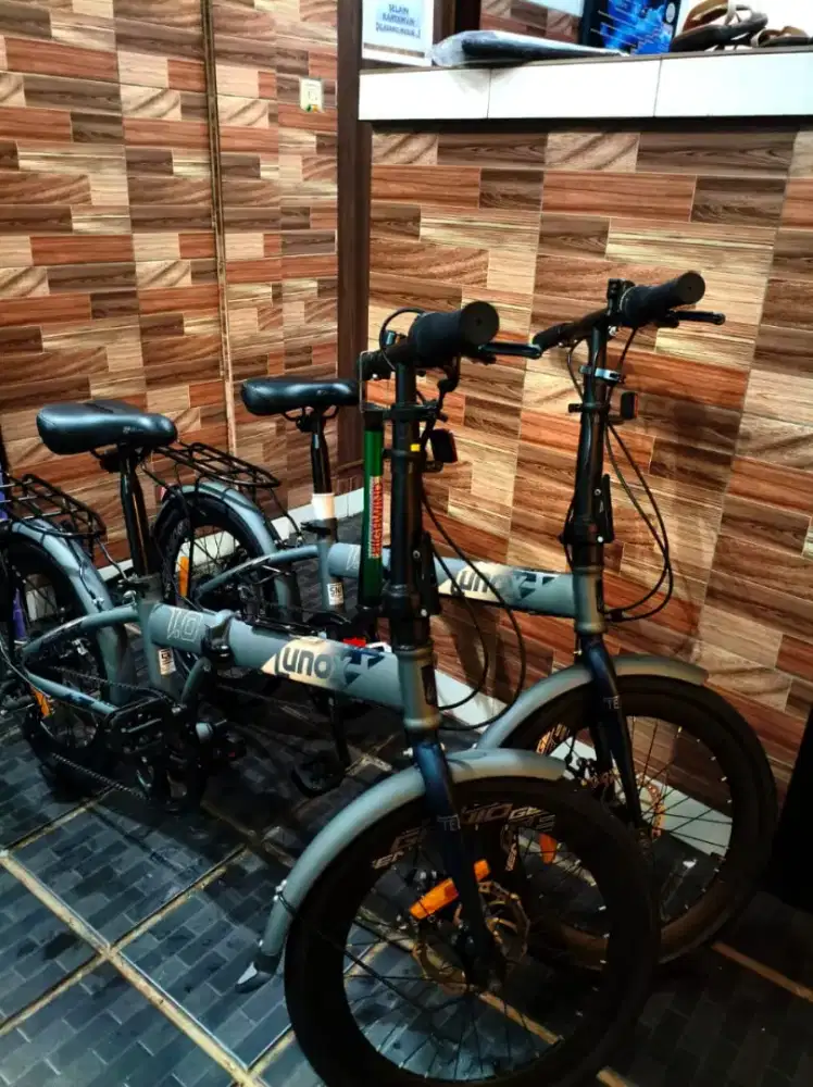 Sepeda lipat unox