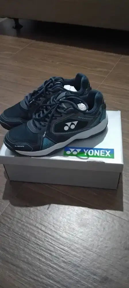 Sepatu yonex mach-2 like new