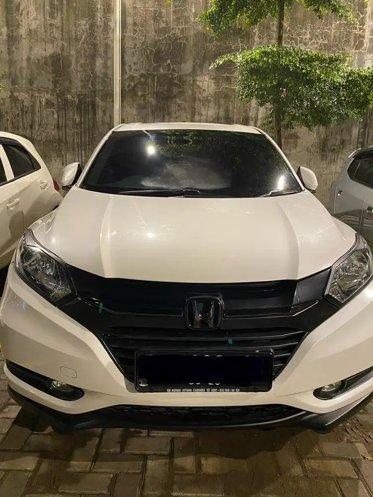 DI JUAL CEPAT HR-V 2015 E CVT