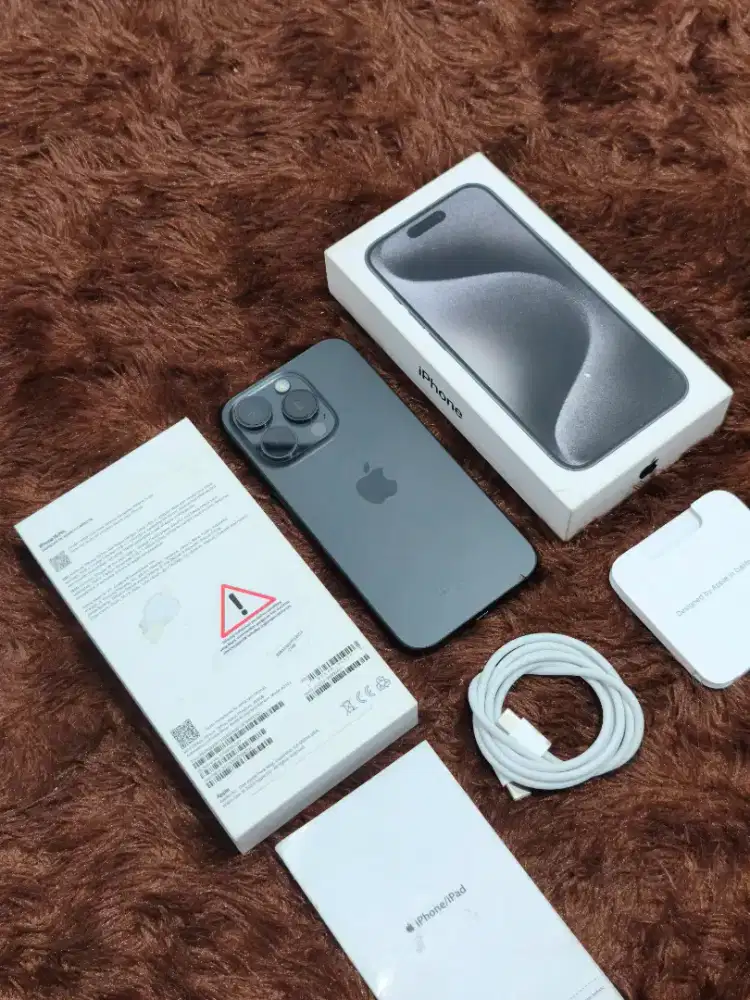 iPhone 15 Pro 256GB iBox Fullset Original - Black Titanium