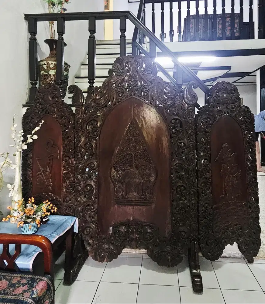 Gebyok / Sekat Kayu Ukir Jawa Asli – Ukiran Halus, Antik & Kokoh