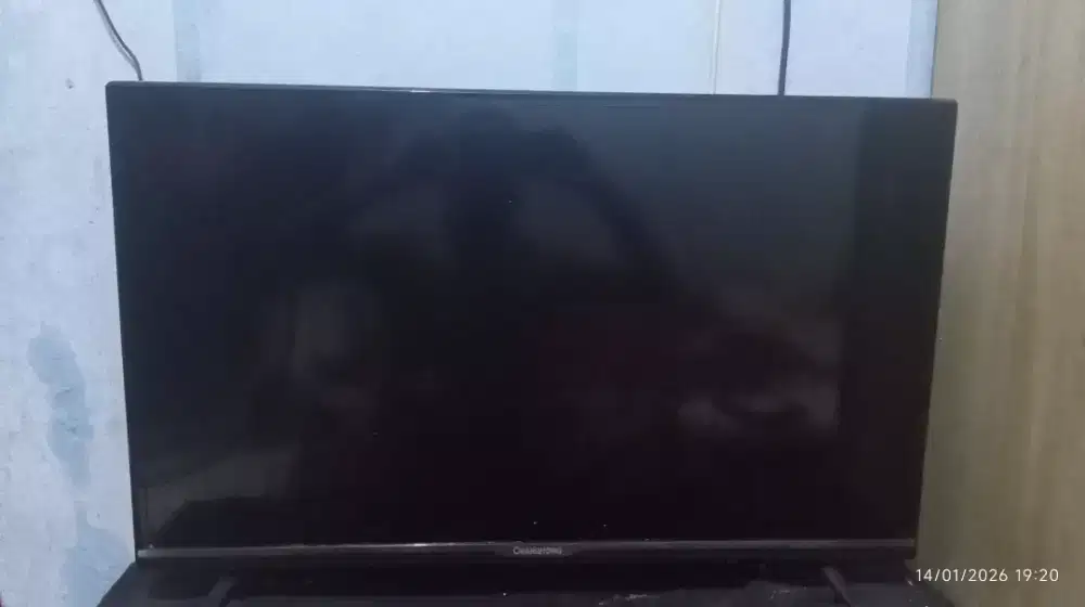 TV smart changhong 32
