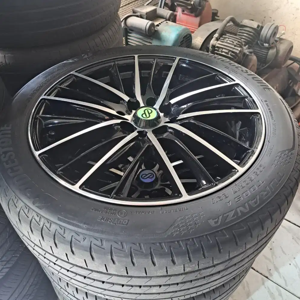 Velg dan ban r17 honda freed mobilio avanza livina xenia raize rocky