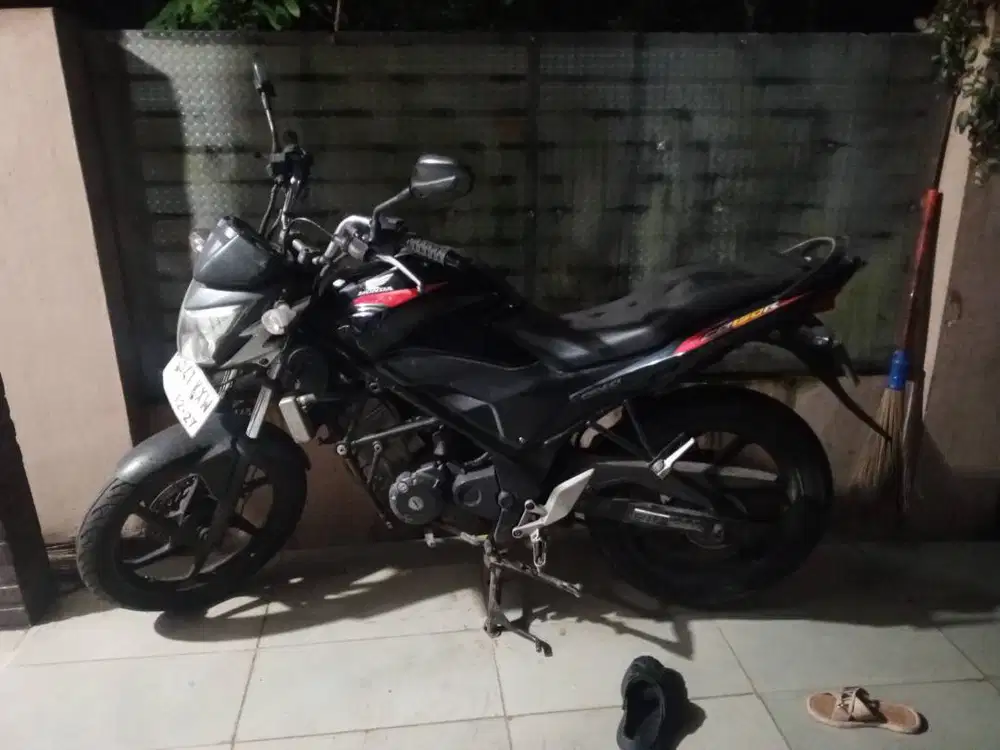 Motor Honda CB150 2016