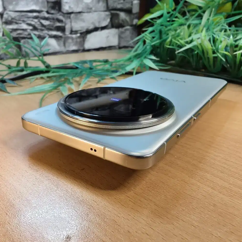 VIVO X200 Ram 16+16/512 GB BATANGAN