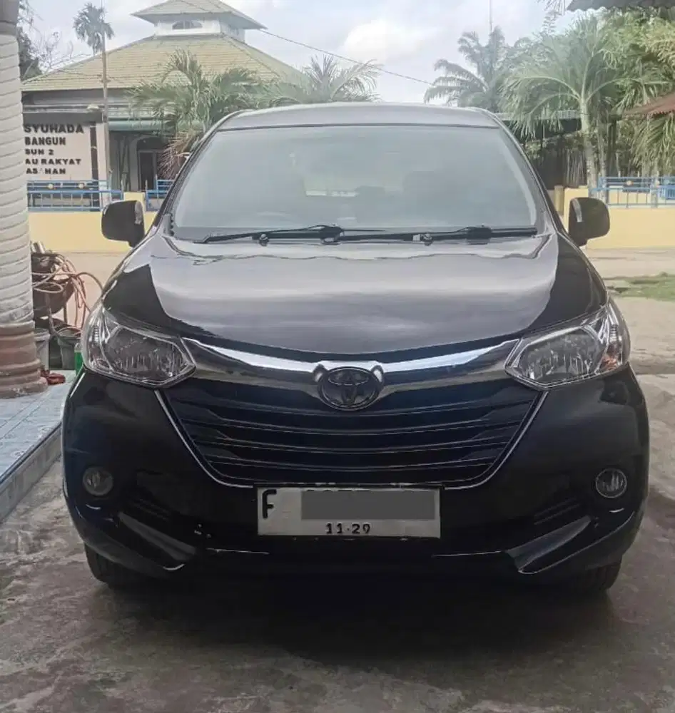 Toyota avanza 1,3 E M/T 2017