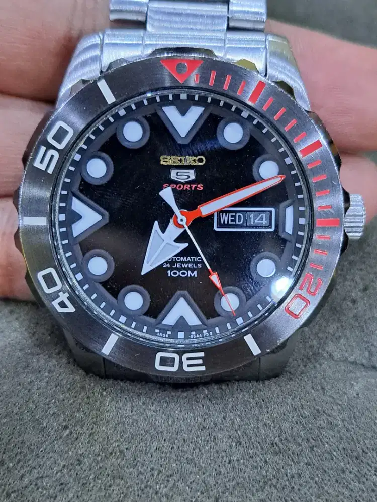 Jam tangan seiko 4r36 monster