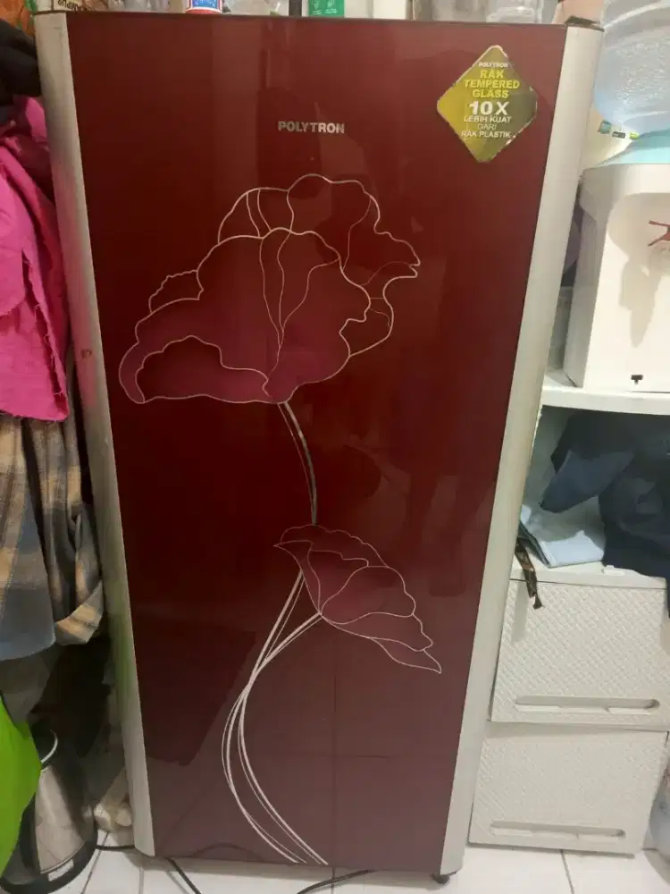 kulkas Polytron 180ltr
