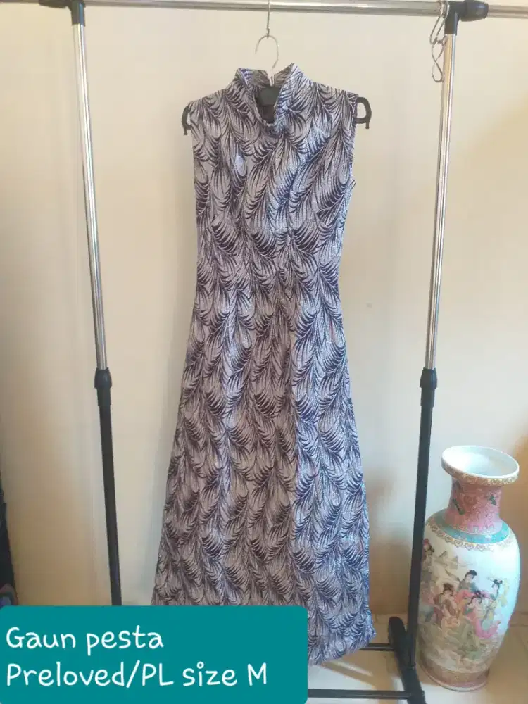 GAUN PESTA preloved (koleksi pribadi)