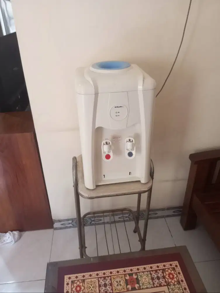 Dispenser+meja dispenser Miyako