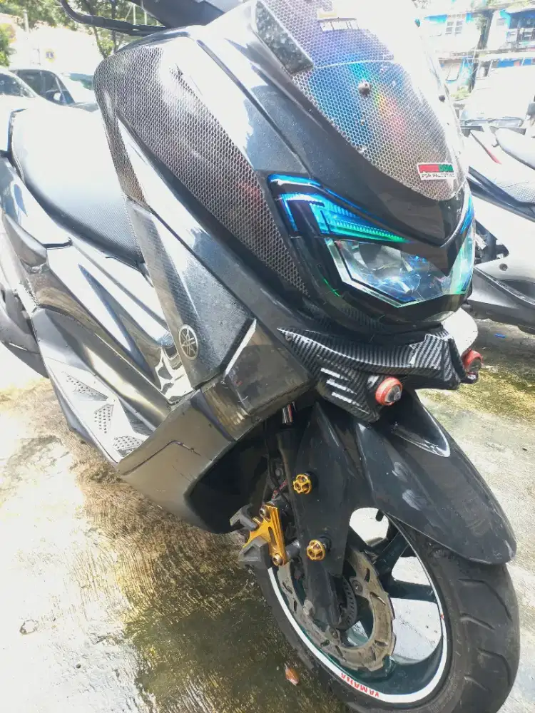 Di jual nmax old th. 2018 masih original dan low Km.
