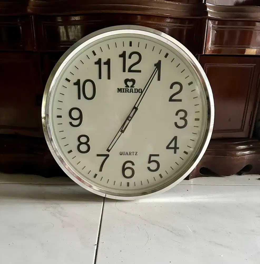 Jam Dinding Mirado Diameter 50 cm – Dekor Rumah
