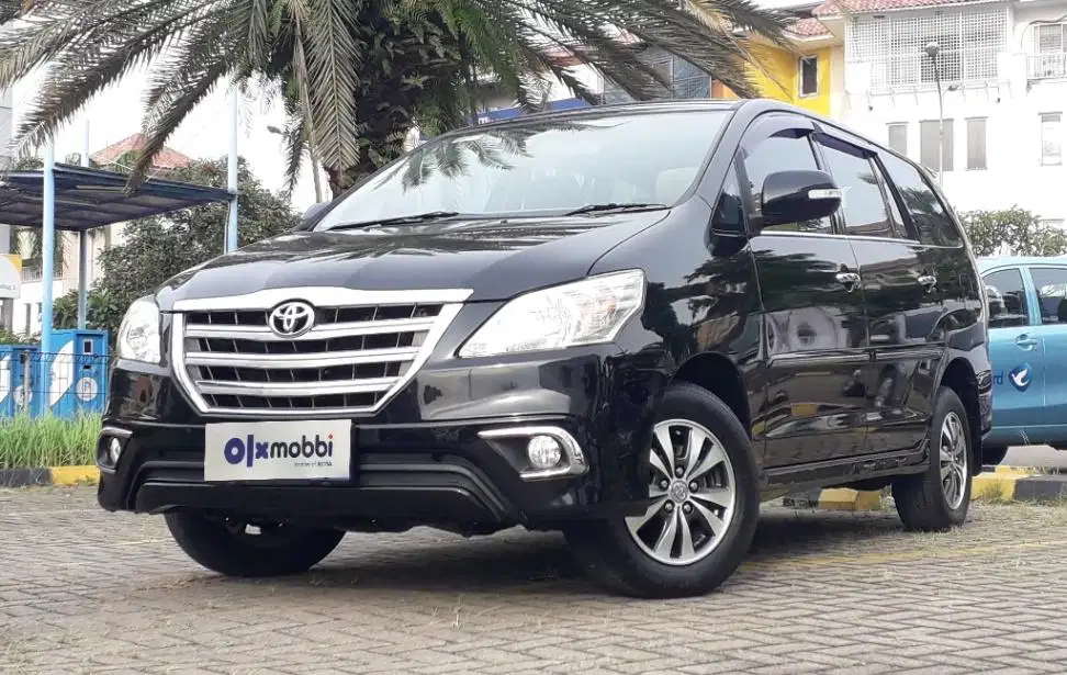TDP 10JT Toyota Kijang Innova 2.0 V Bensin-AT Abu 2015