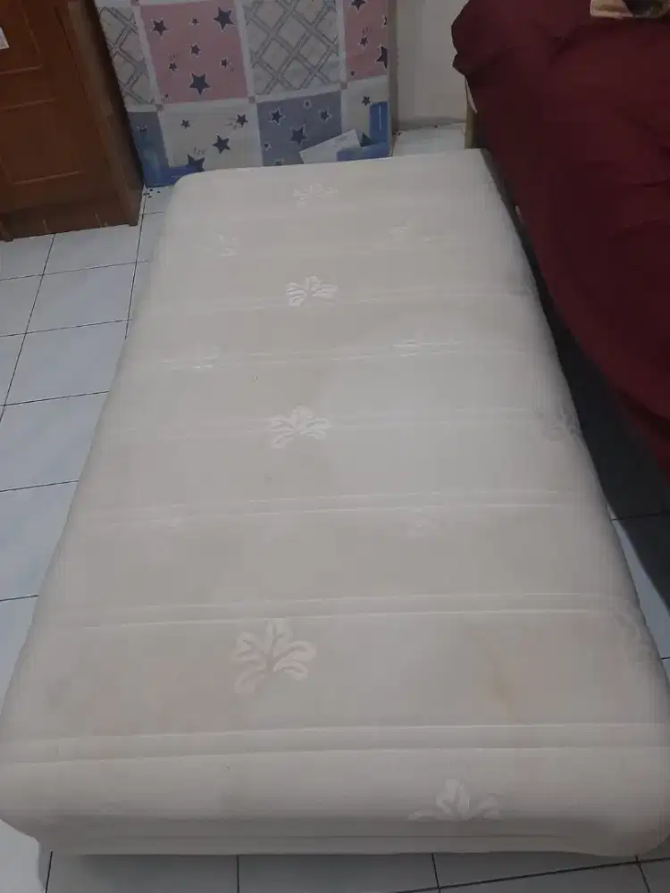 di jual karena mau pindah kerja ke luar kota