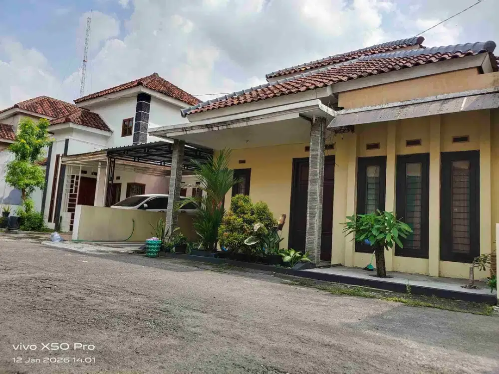 rumah di tuhudan colomadu