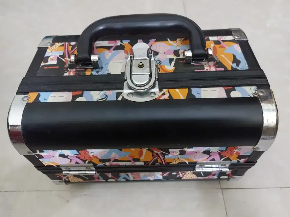 Preloved Box Makeup / Tas Makeup