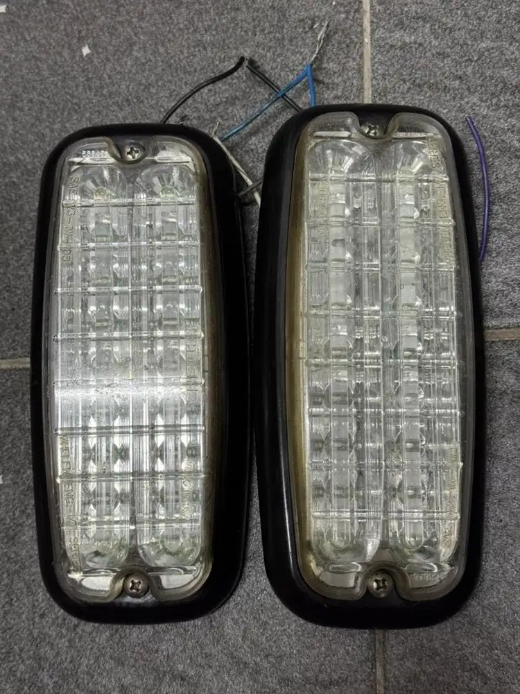 Original Whelen M7 biru