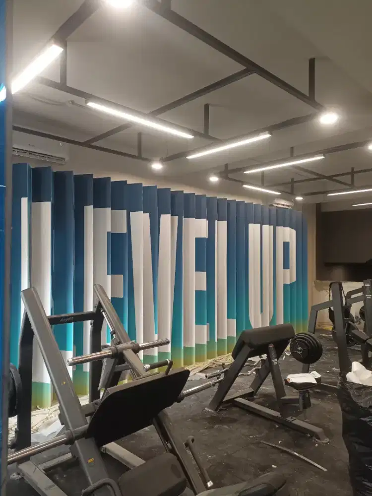 jasa pemasangan stiker pameran, blind box,stiker gerobak,stiker mobil