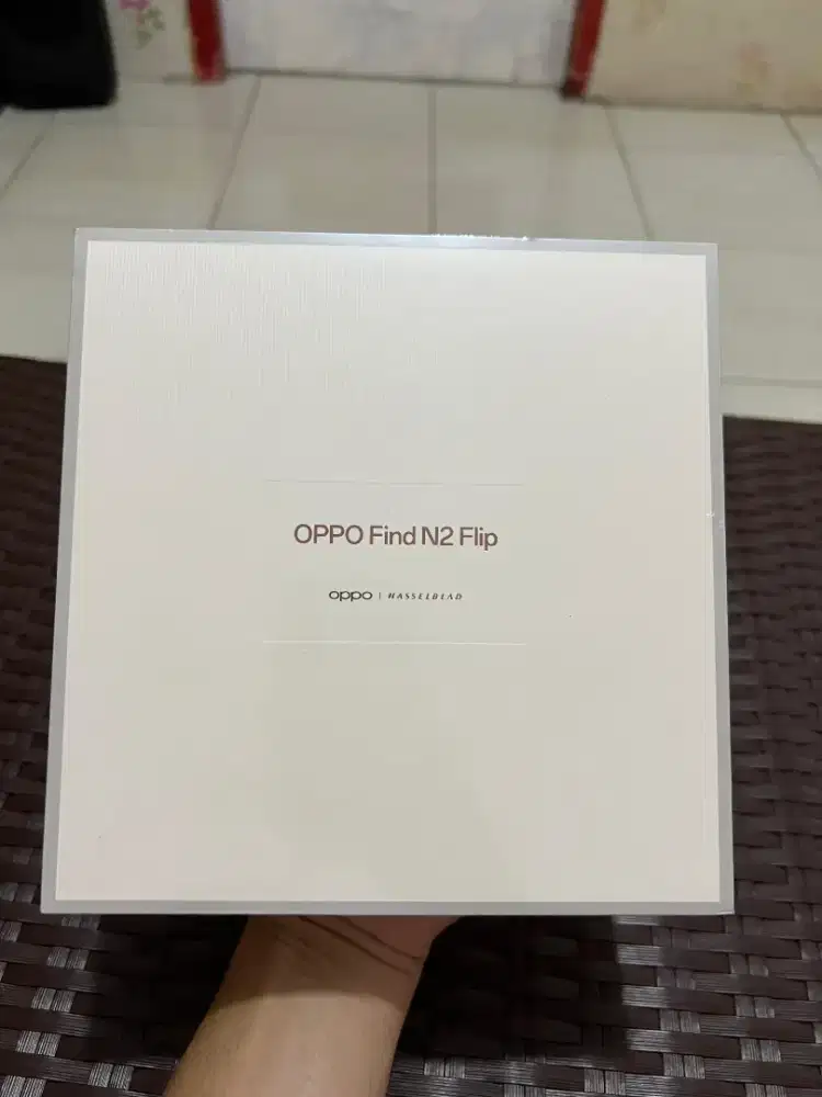 OPPO N2 FLIP SEGEL BNIB