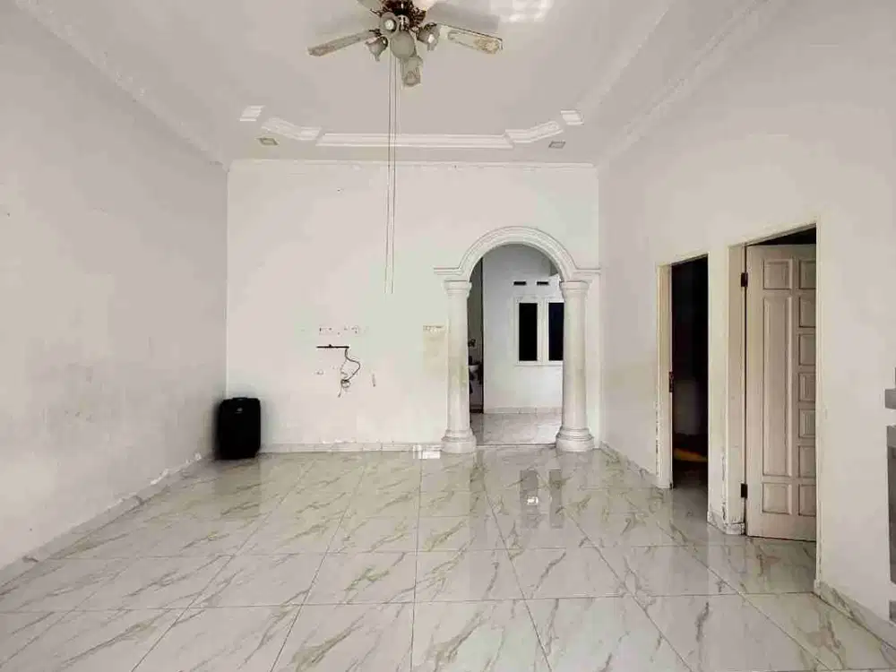 Rumah Strategis di Air Bersih Ujung Medan Siap Huni tanah luas