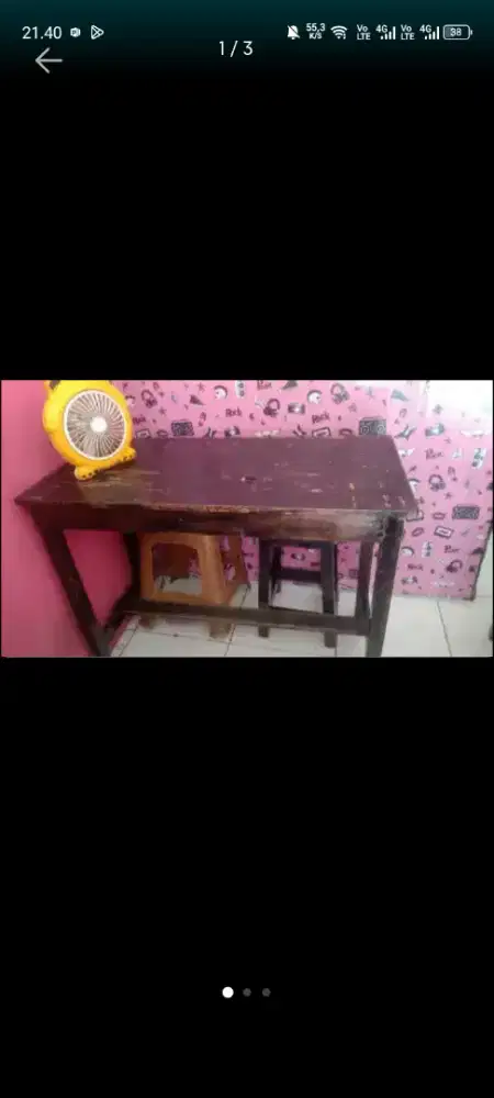 Dijual meja + bangku ( 1 meja + 4 bangku)