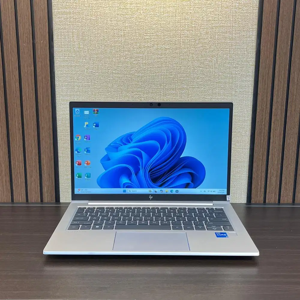 Hp Elitebook 830 G8 Core i5 Gen 11 16 GB 256 GB