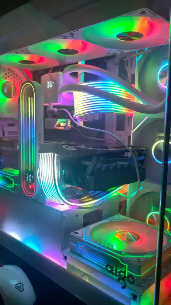 pc gaming komputer untuk main game