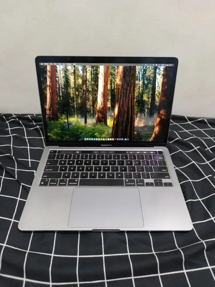 Macbook pro m1 2020 8gb/256gb