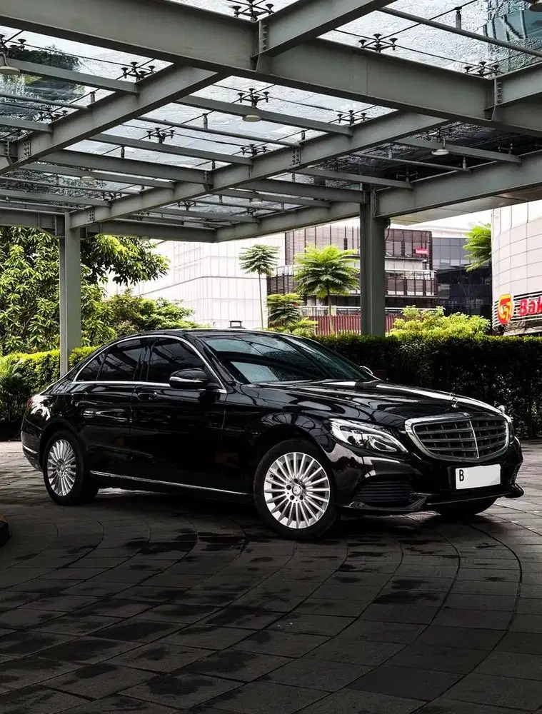 (CASH) Mercedes Benz C250 Exclusive W205 2015