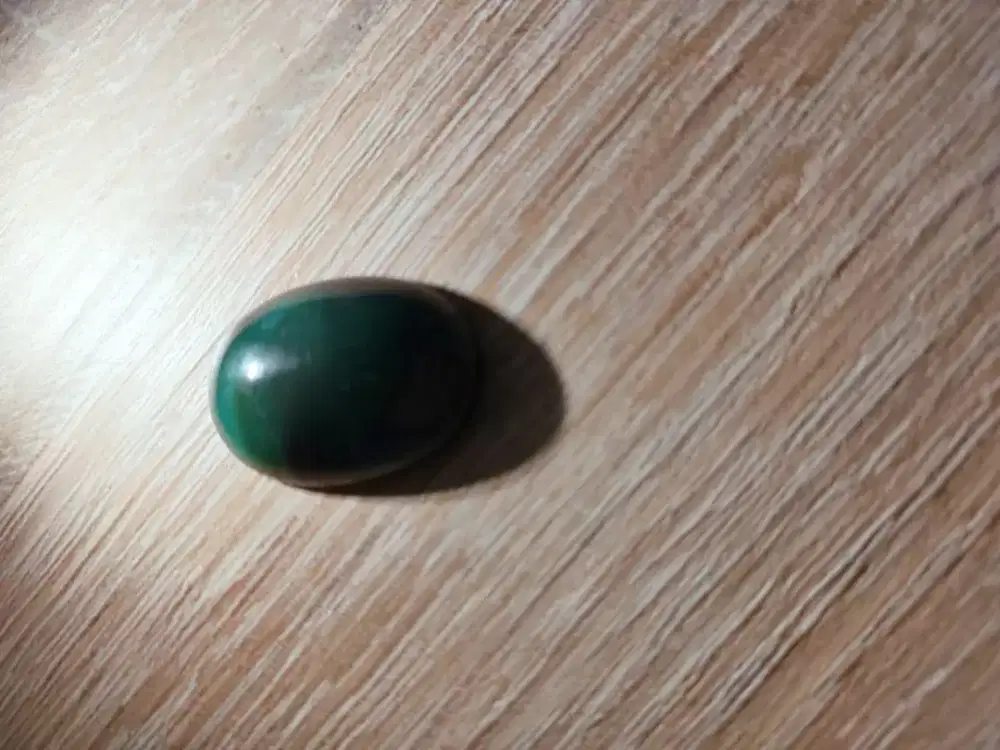 Batu bacan coklat