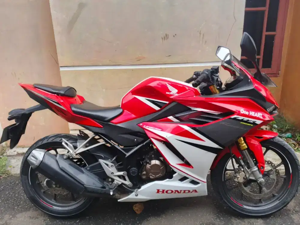 Honda CBR 150R Orisinil