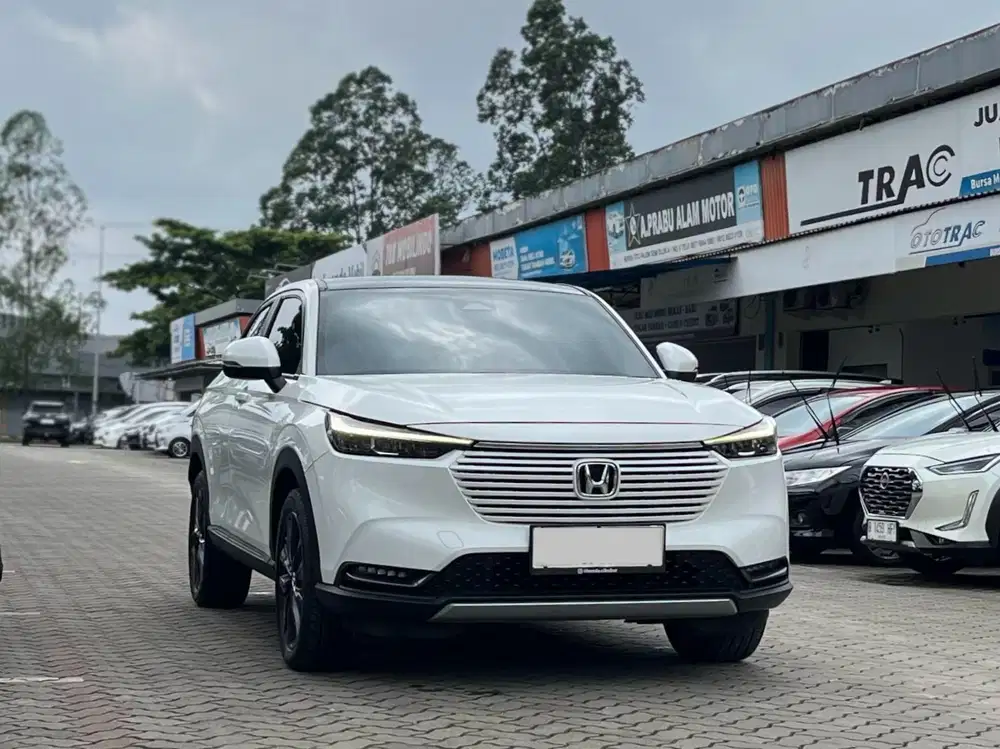 TERMURAH!! HONDA NEW HRV SE AT MATIC 2023 PUTIH