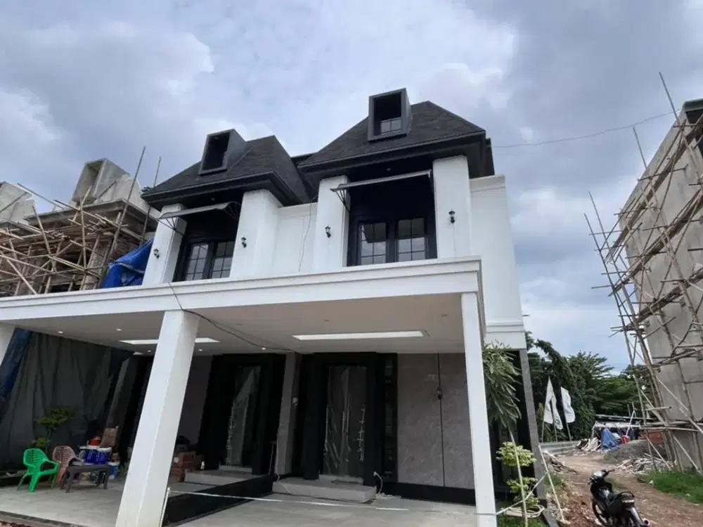 Deket Lrt Ciracas 1,8 Man Rumah Mewah Di Lingkungan Exclusife Aman Dan Nyaman Siap Huni
